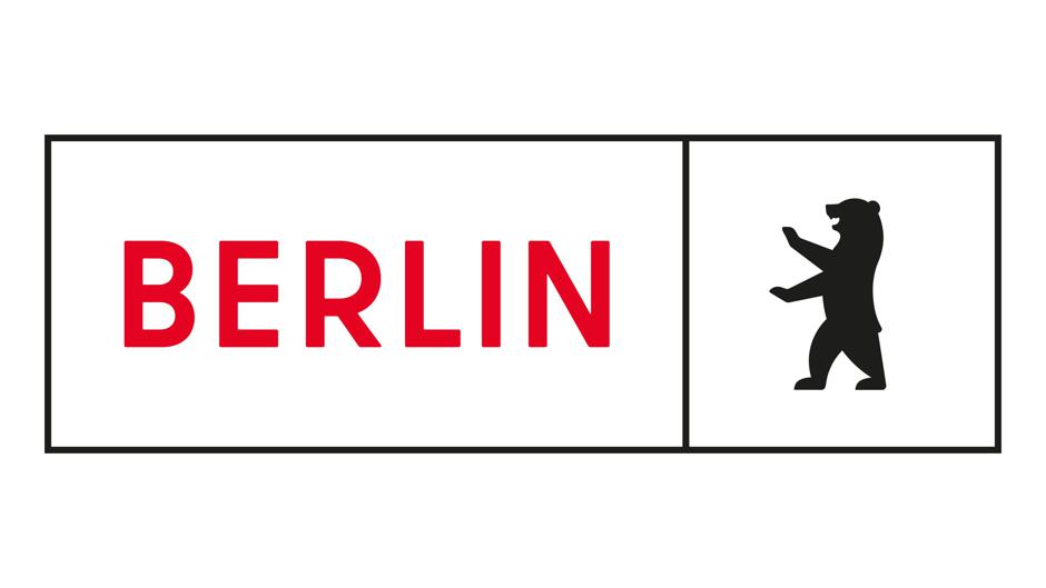 Justizvollzugskrankenhaus Berlin Logo: Rotes Berlin Wortzeichen, Berliner Bär als Wappentier.
